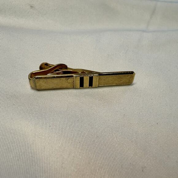 Vintage Swank Gold Tone Tie Clip Bar Black Enamel Stripes Men’s Accessory - Picture 1 of 2